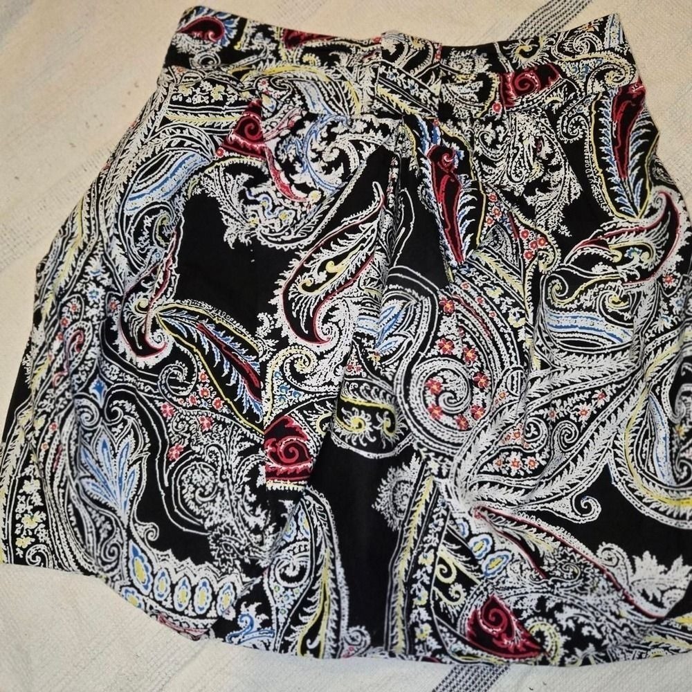 Bubble skirt Vintage 90's style black‎ and multi-colored paisley boho mini skirt